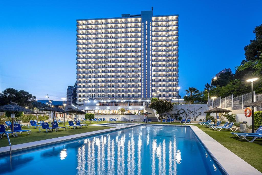 Oferta Nochevieja Hotel Poseidón Playa 3* Benidorm + Autocar